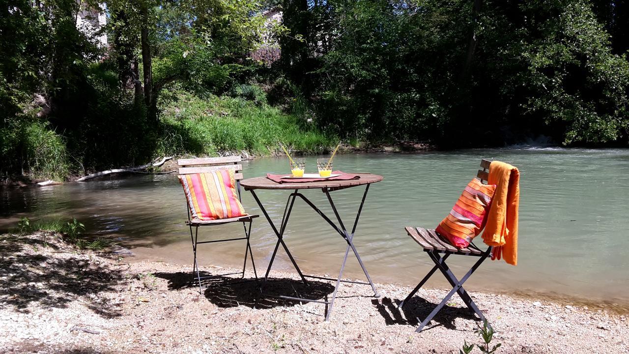 Hotel Moulin De Jouenery Et Spa à Brassac  Extérieur photo