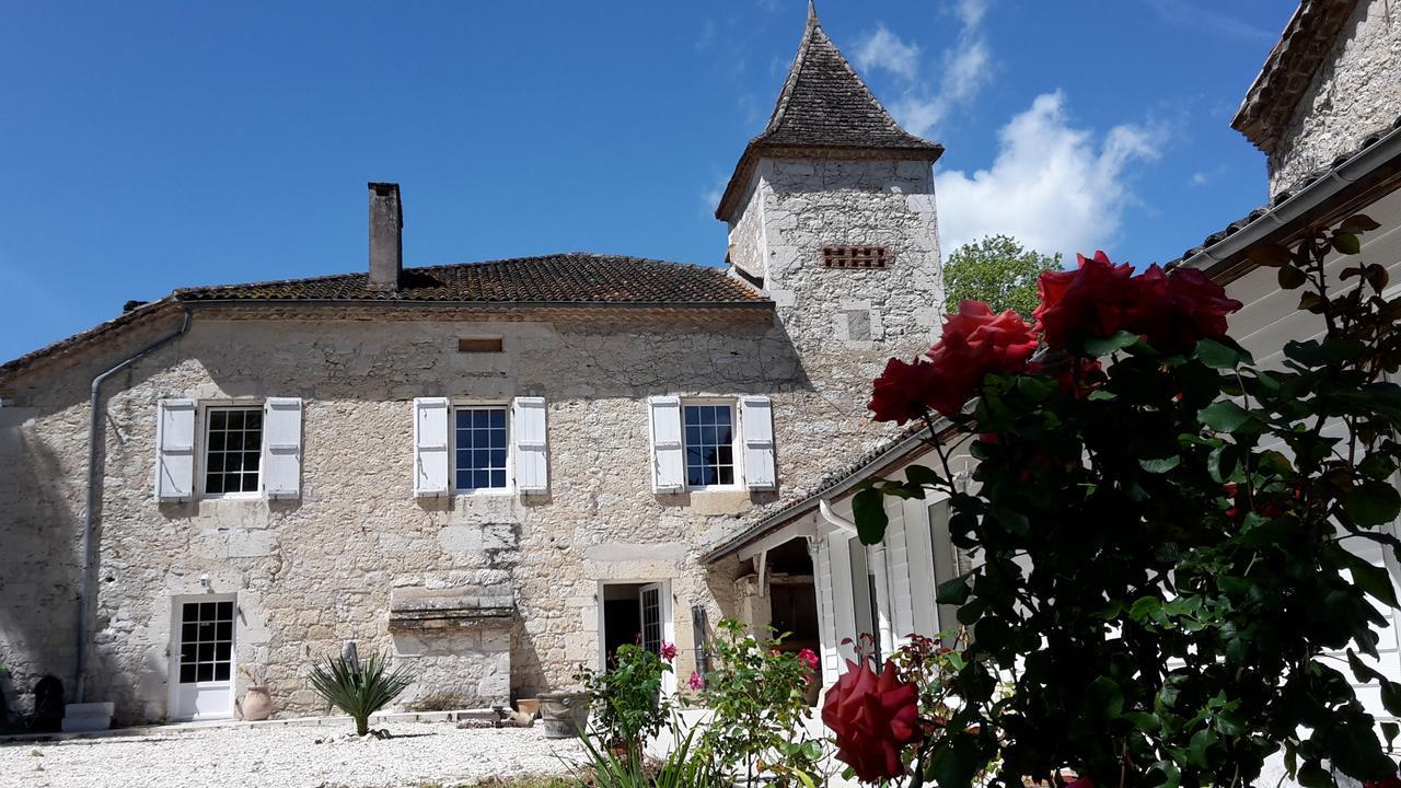 Hotel Moulin De Jouenery Et Spa à Brassac  Extérieur photo